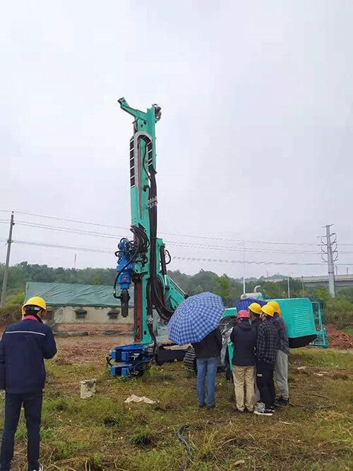 Hfsf-200A 200m Deep Municipal Foundation Engineering Construction Anchor Drilling Rig