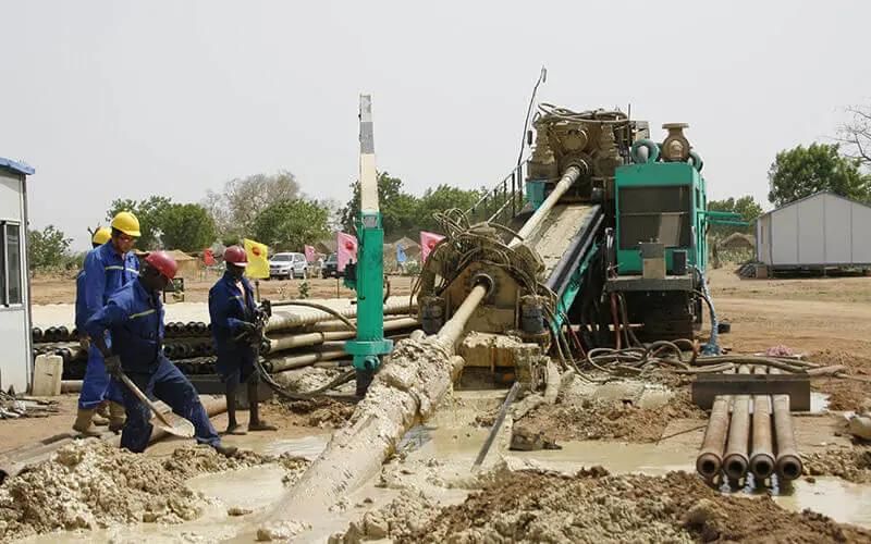 Hfdd-200 Crawler Horizontal Directional Drilling Rig