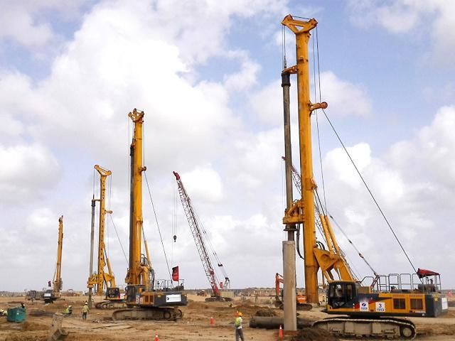 City Building Construction Pile Foundation Machinery Rotary Drilling Rig Xr180d