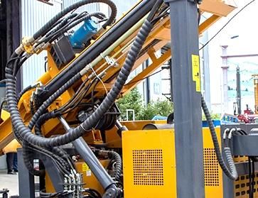 Convenient and Flexible 260m Depth Trailer Mounted Borehole Water Well Pneumatic Drill Rig