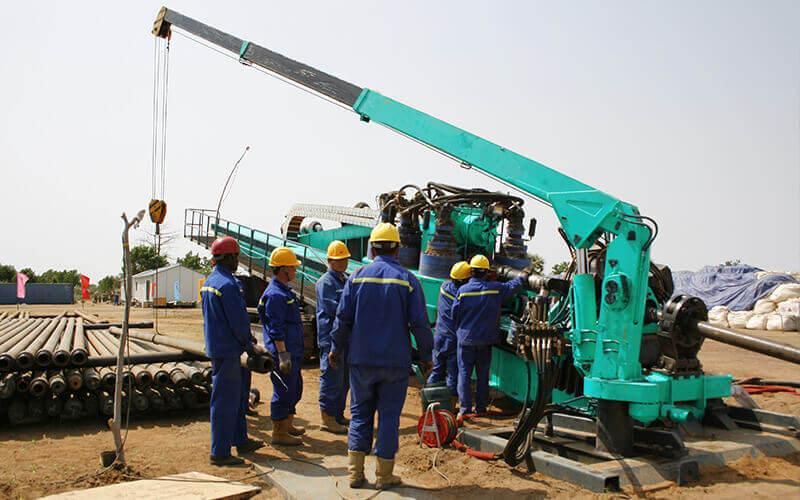 Hfdd-200 Full Hydraulic Horizontal Directional Drilling Rig