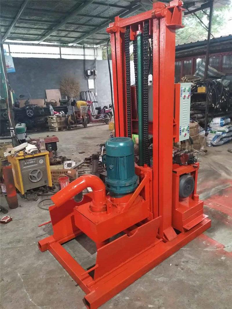 Truk Mounted Water Well Drilling Rig Hole Depth 120m with Free Spare Parts