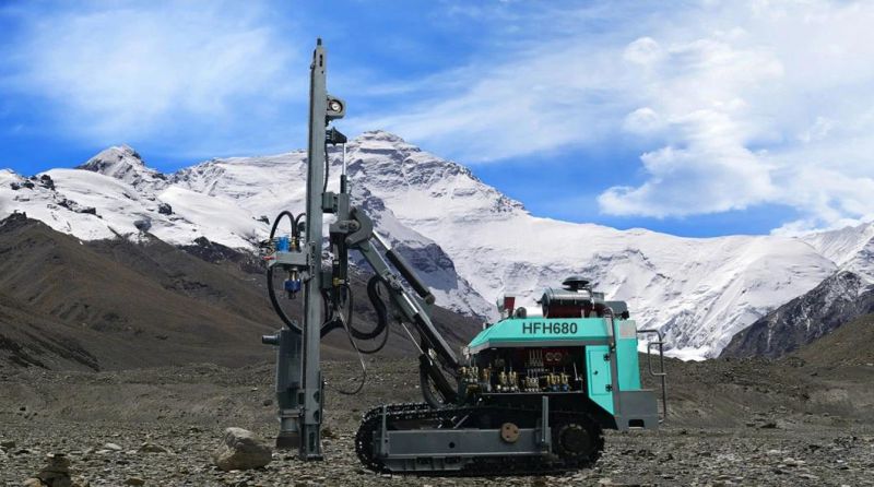Hfh680 70-90kw Power Depth 30m Heavy Open-Hole Duty Mining DTH Drill Rig Machine